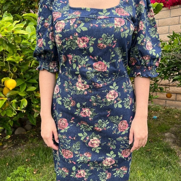 NWT Betsey Johnson dress - Picture 3 of 6